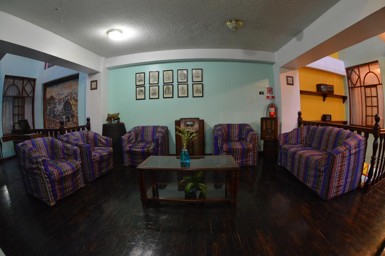 Hotel Estacion Riobamba Extérieur photo