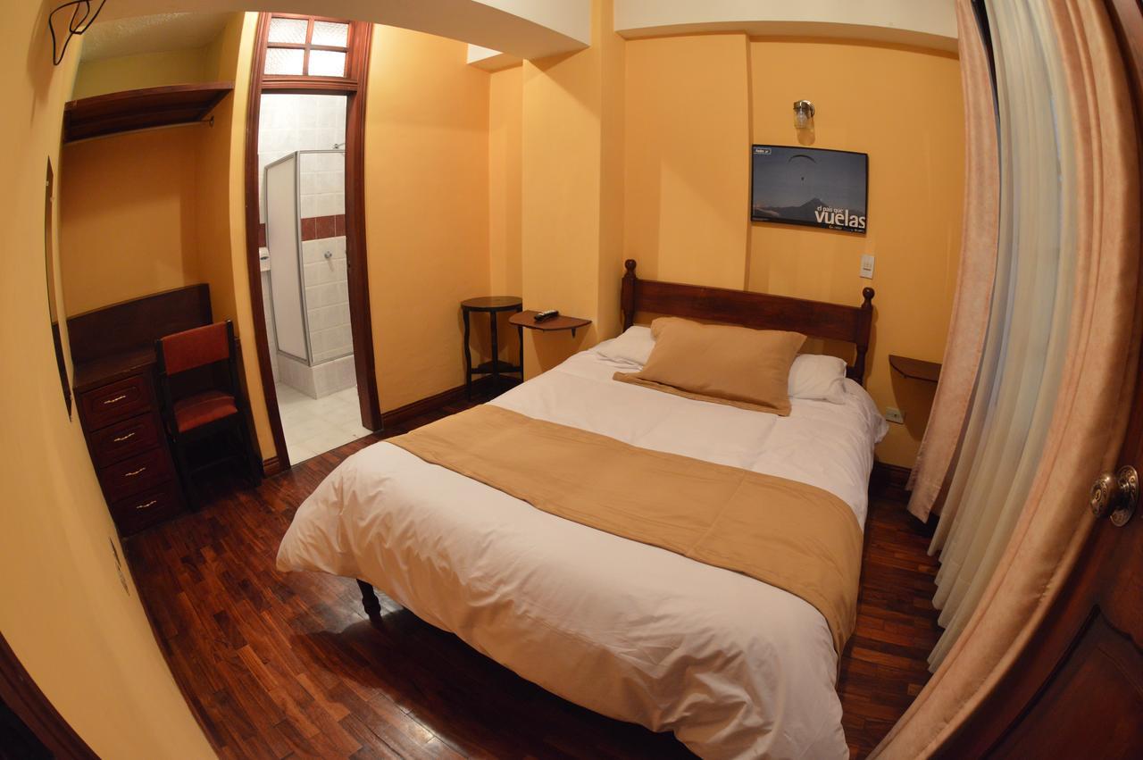 Hotel Estacion Riobamba Extérieur photo